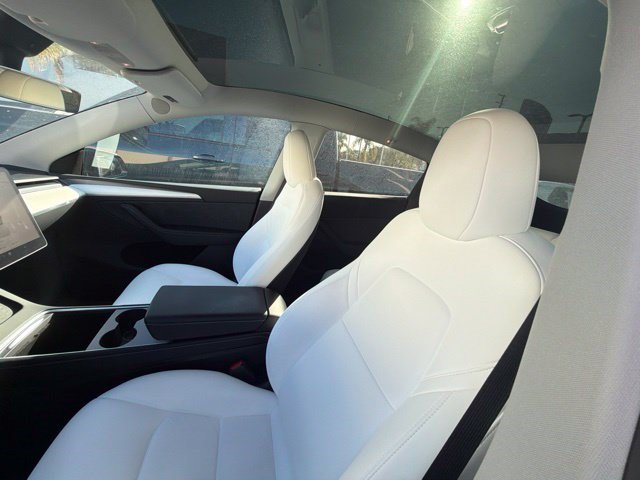 Used 2024 Tesla Model Y Long Range AWD/4WD image 20