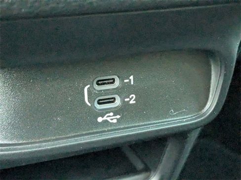 New 2026 Chrysler Pacifica Select image 21