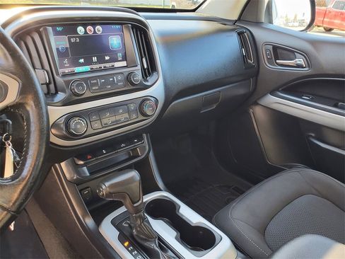 Used 2015 Chevrolet Colorado LT w/ LT Convenience Package image 16