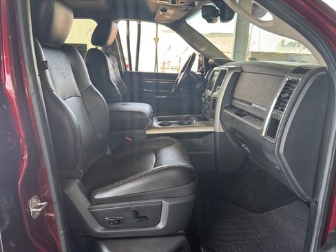 Used 2016 RAM 2500 Laramie AWD/4WD image 28