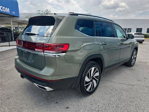 Used 2026 Volkswagen Atlas SE image 3