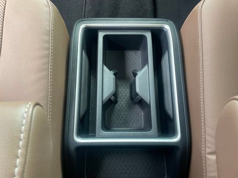 Used 2025 Toyota Grand Highlander AWD image 21
