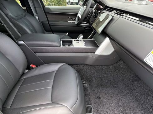 New 2026 Land Rover Range Rover Long Wheelbase SE AWD/4WD image 10