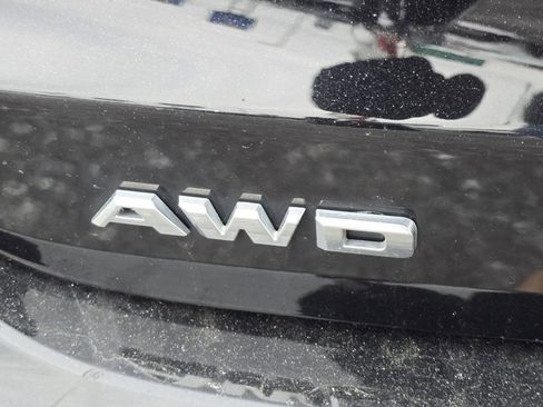 Used 2024 Cadillac XT6 Premium Luxury w/ LPO, Floor Liner Package image 33