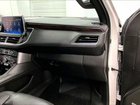 Used 2023 Chevrolet Suburban Z71 w/ Z71 Off-Road Package image 16