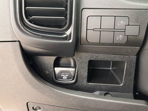 Used 2024 RAM ProMaster 3500 image 26