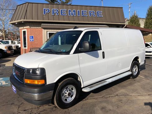 Used 2024 GMC Savana 2500 w/ Driver Convenience Package image 8
