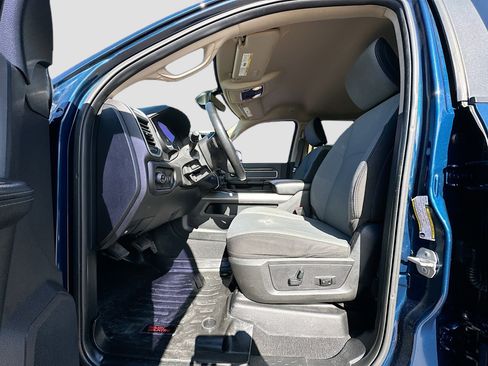 Used 2019 RAM 2500 Big Horn AWD/4WD image 13