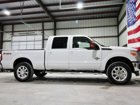 Used 2011 Ford F250 Lariat w/ Lariat Ultimate Pkg image 14