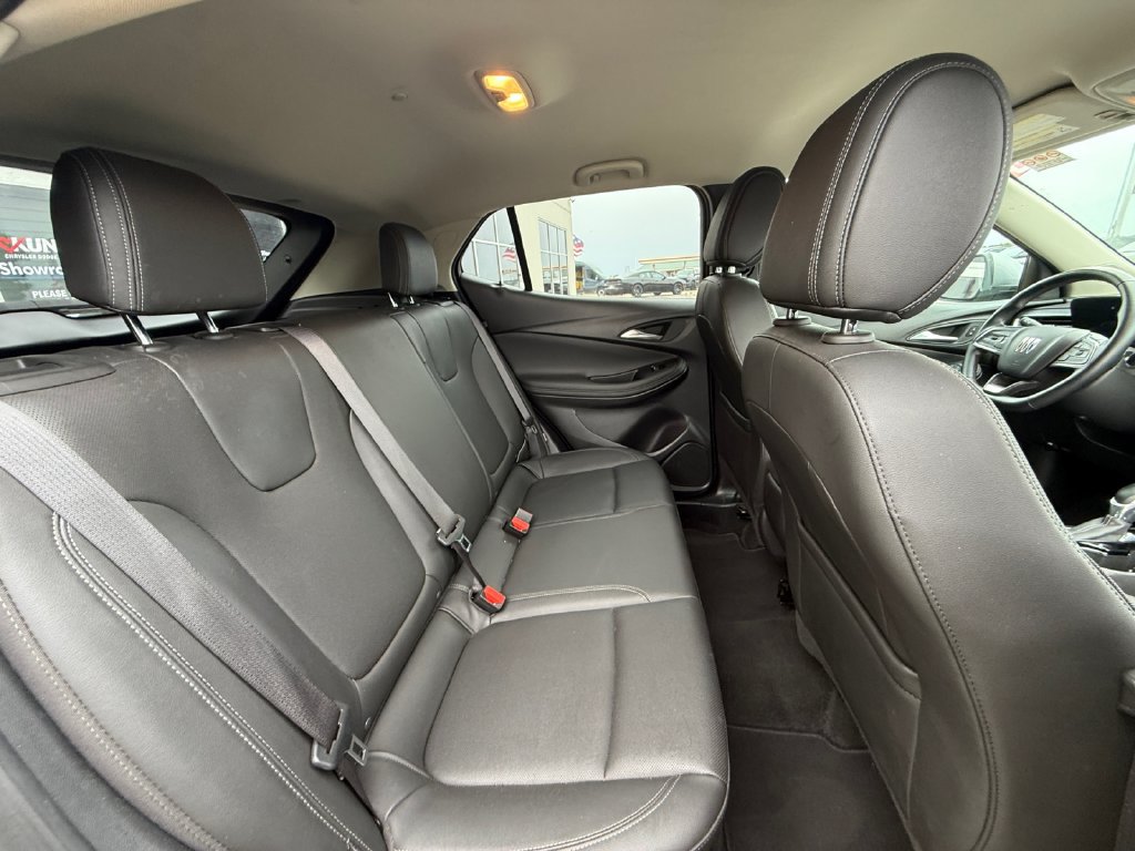 Used 2024 Buick Encore GX Sport Touring AWD/4WD image 39