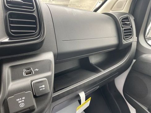 New 2026 RAM ProMaster 2500 w/ Convenience Group image 31