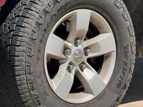 Used 2019 RAM 1500 Tradesman w/ Chrome Plus Package RWD image 10