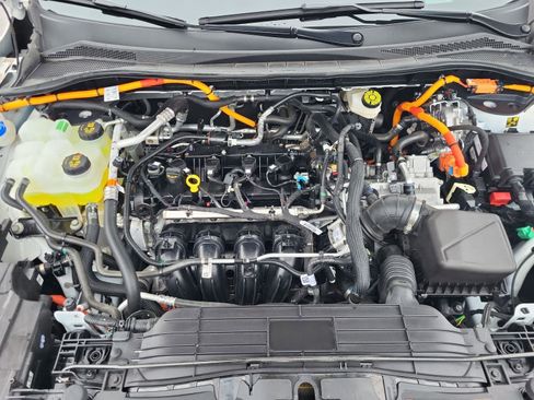 Used 2024 Ford Escape PHEV w/ PHEV Premium Package image 33
