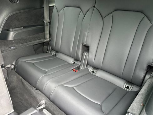 Used 2023 Audi Q7 3.0T Prestige w/ Prestige Package image 32