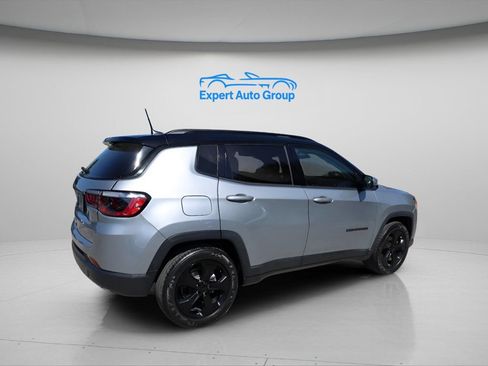 Used 2021 Jeep Compass Latitude FWD image 7