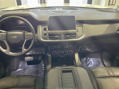 Used 2024 Chevrolet Suburban RST w/ Luxury Package image 29