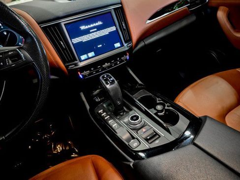 Used 2022 Maserati Levante GT image 30