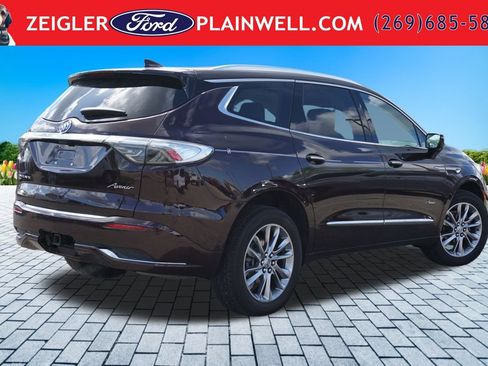Used 2023 Buick Enclave Avenir w/ Avenir Technology Package AWD/4WD image 5