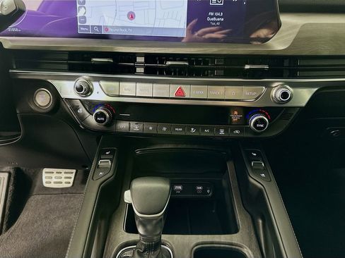 Used 2024 Kia Telluride SX Prestige X-Pro image 16