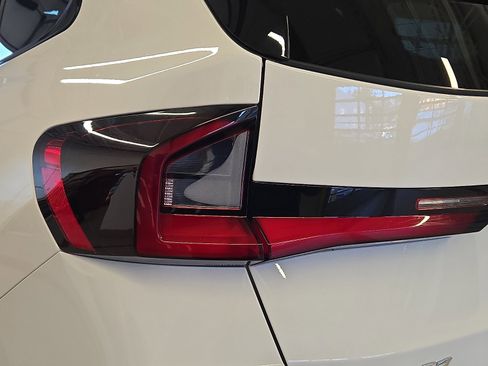 Used 2026 BMW X1 xDrive28i image 10