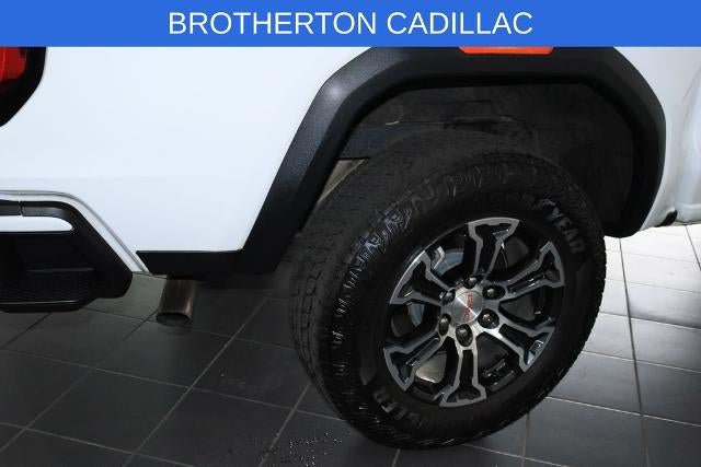 Used 2024 GMC Canyon AT4 w/ AT4 Premium Package AWD/4WD image 15