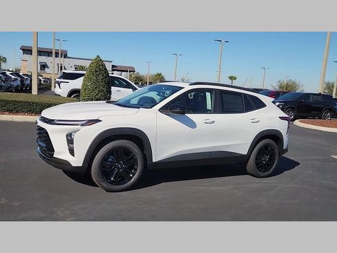 New 2026 Chevrolet Trax ACTIV w/ Sunroof Package image 18