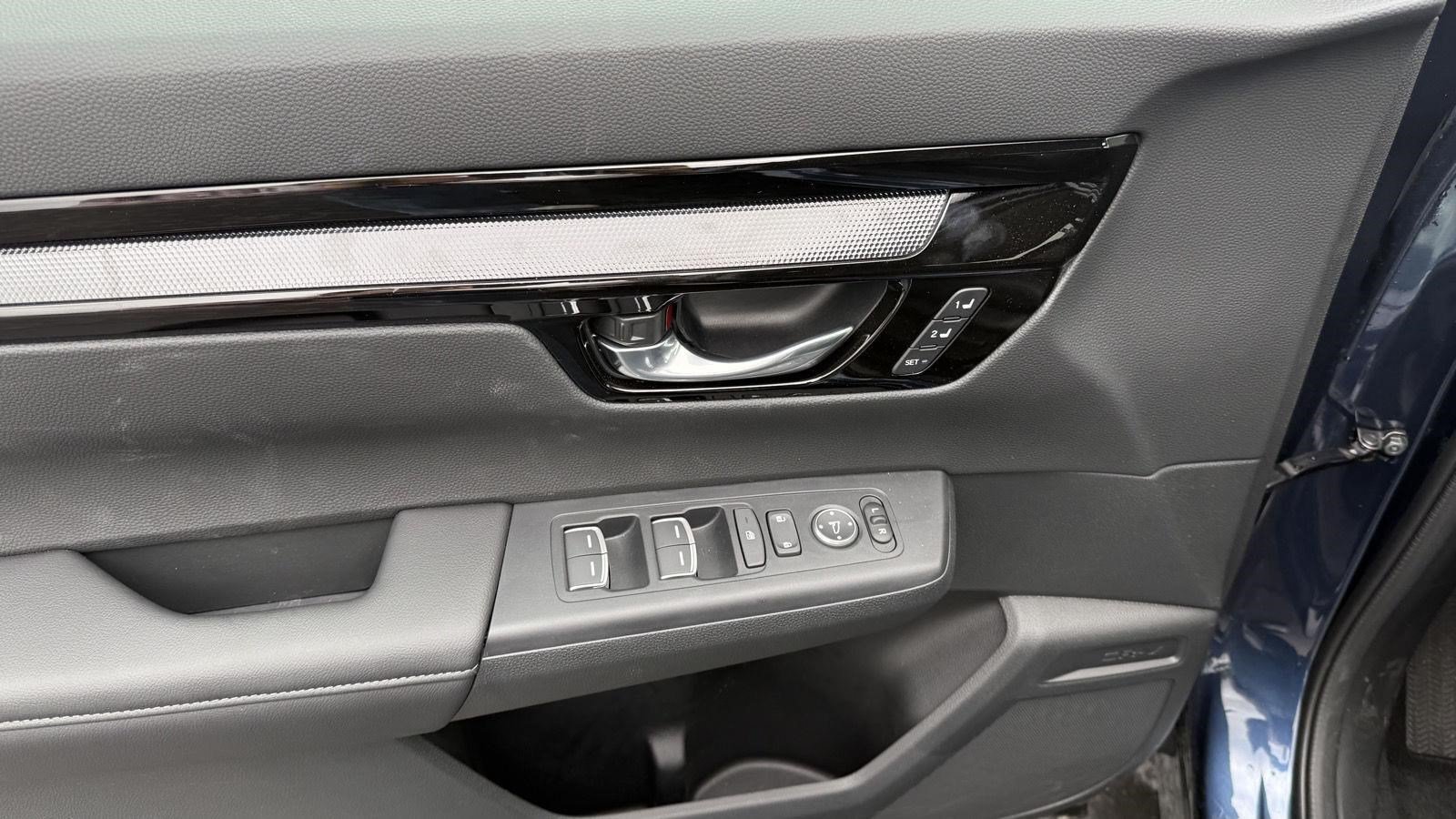 Certified 2026 Honda CR-V EX-L image 10