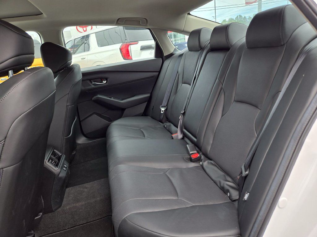 Used 2025 Honda Accord EX-L image 10
