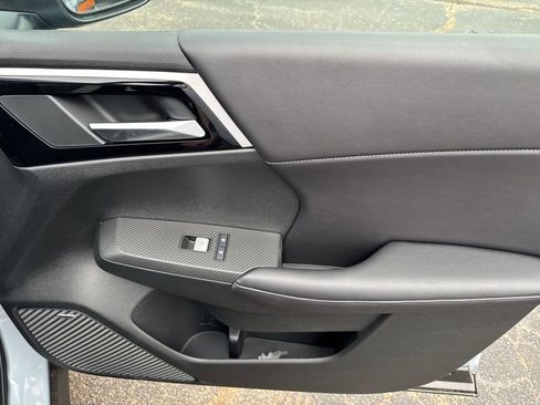 New 2026 Mitsubishi Outlander AWD image 36