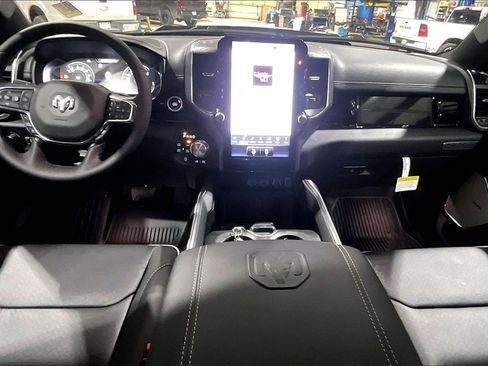New 2026 RAM 1500 Laramie AWD/4WD image 5
