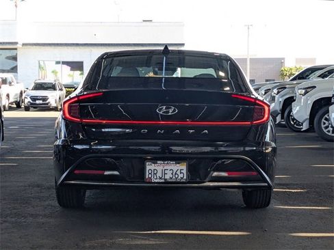 Used 2020 Hyundai Sonata SE image 3