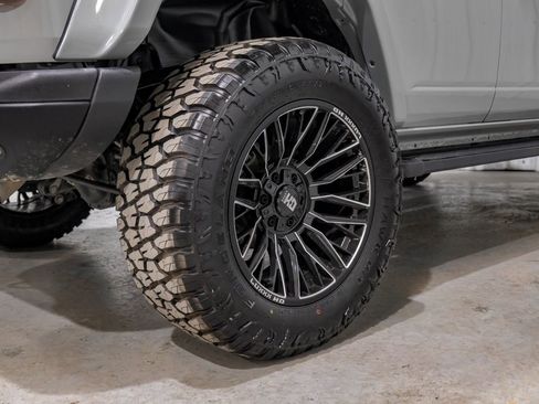 Used 2023 Ford Bronco Black Diamond image 64