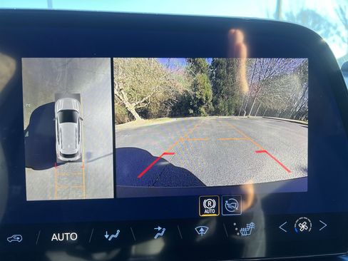 New 2026 Chevrolet Equinox EV LT AWD/4WD image 27