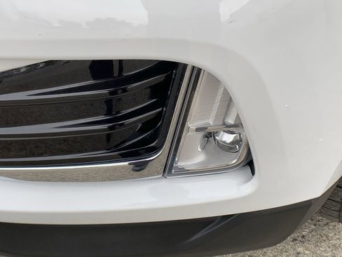 Used 2021 Ford Edge SEL w/ Convenience Package image 12