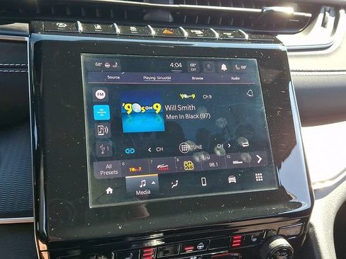 Used 2025 Jeep Grand Cherokee Altitude AWD/4WD image 17