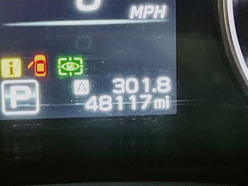 Used 2023 Subaru Ascent Limited w/ Technology Package AWD/4WD image 12