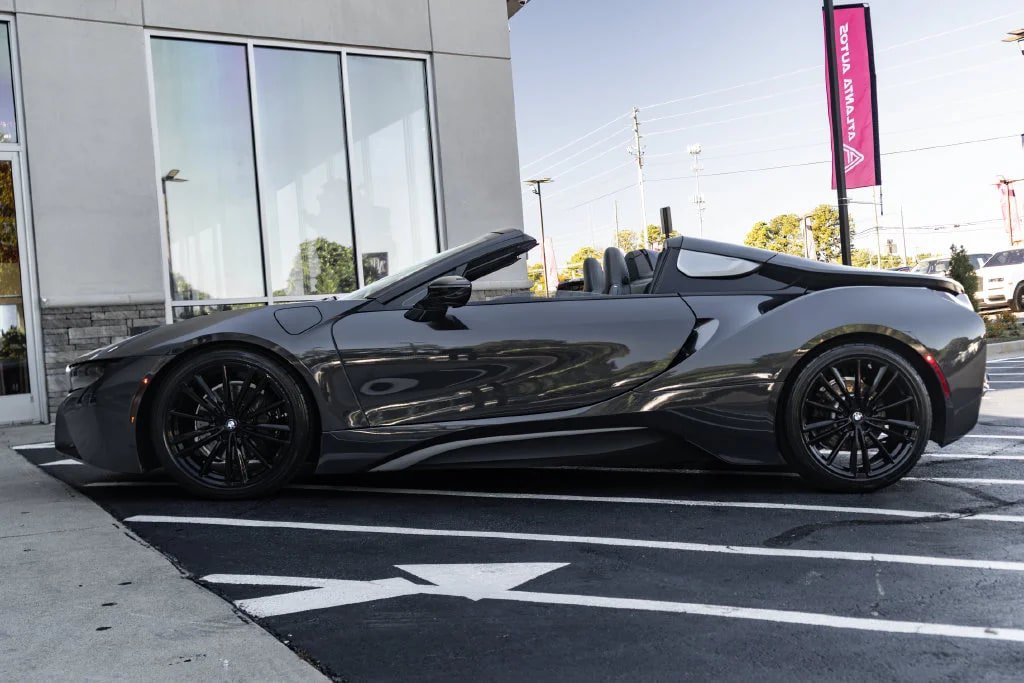 Used 2019 BMW i8 Roadster AWD/4WD image 22