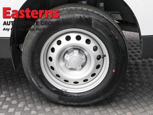 Used 2023 Ford Maverick XL image 8