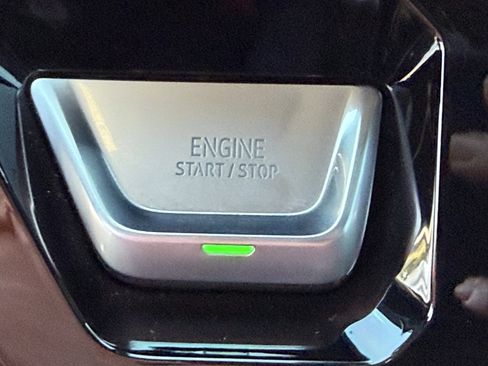 Used 2022 GMC Sierra 1500 AT4 w/ AT4 Preferred Package image 29