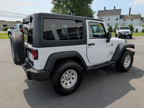 Used 2015 Jeep Wrangler Sport AWD/4WD image 10