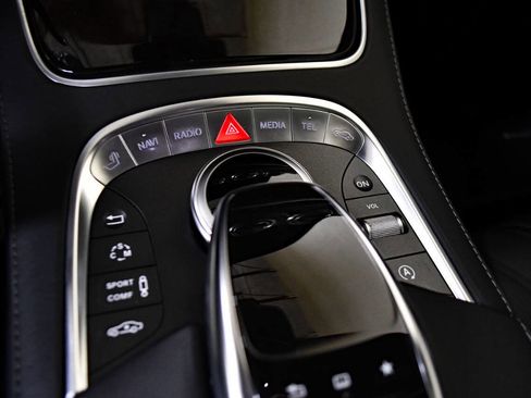 Used 2015 Mercedes-Benz S 63 AMG 4MATIC Coupe image 21