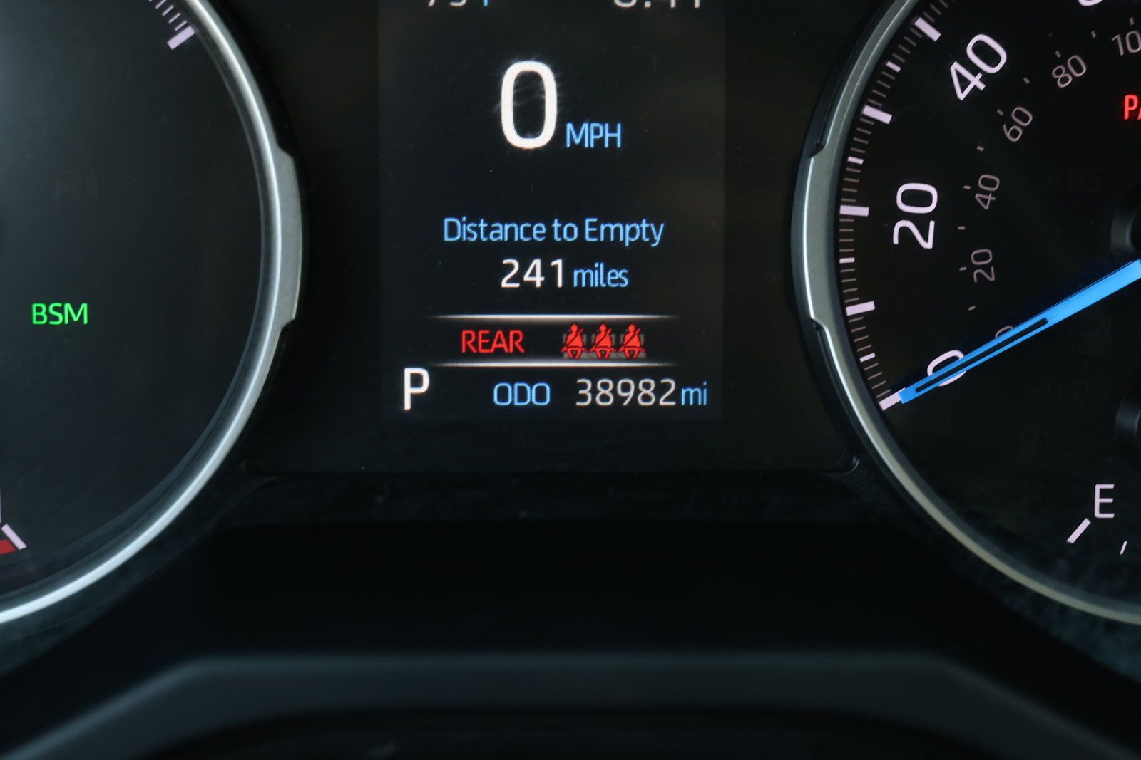 Used 2022 Toyota RAV4 SE AWD/4WD image 4