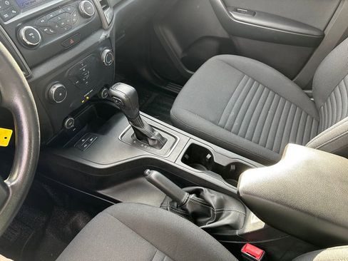 Used 2019 Ford Ranger XL image 18