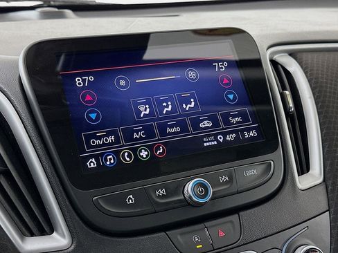 Used 2024 Chevrolet Malibu LT image 22