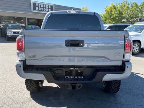 Used 2021 Toyota Tacoma TRD Off-Road w/ Technology Package AWD/4WD image 86