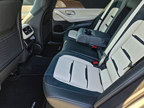 New 2026 Mercedes-Benz GLE 63 AMG S image 32