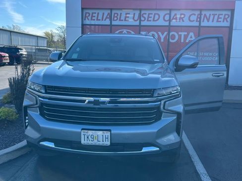 Used 2024 Chevrolet Tahoe LT w/ LT Signature Package image 4