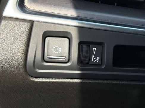 Used 2023 Cadillac XT5 Luxury FWD image 33