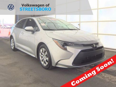 Used 2024 Toyota Corolla LE FWD image 1