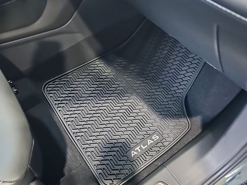 New 2026 Volkswagen Atlas SEL image 14